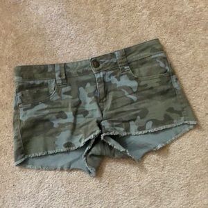 Lei Camo Ashley Low Rise Cutoff Shorts